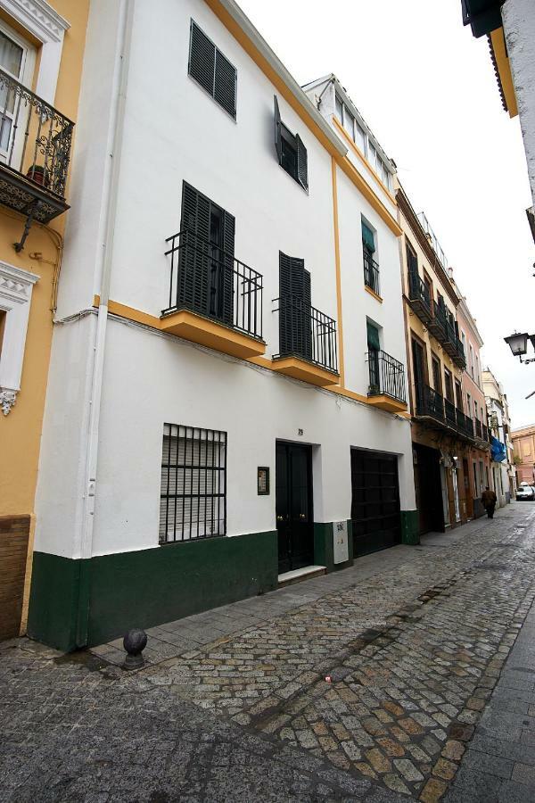 Ferienwohnung Monsalves Courtyard By Valcambre Sevilla Exterior foto